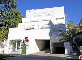 650 Kelton Ave APT 201, Los Angeles, CA 90024