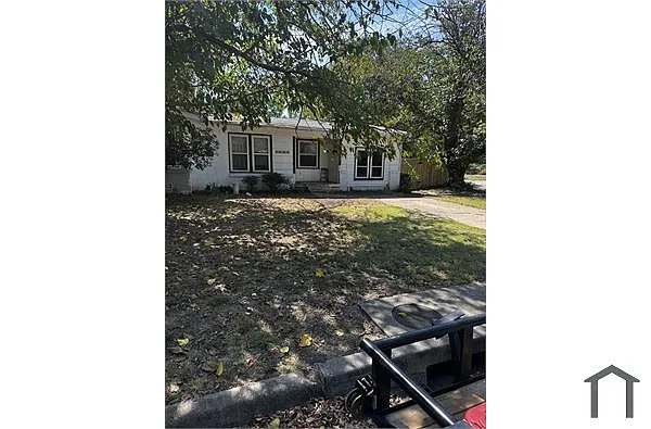 Building Photo - 5400 Purington Ave