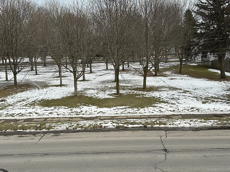 210 Southside Pkwy #2 — Photo 17