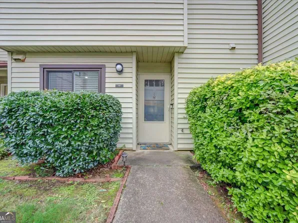 1182 Country Ct, Lawrenceville, GA 30044