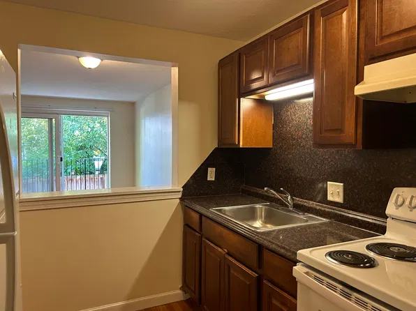 1797 Centre St, West Roxbury, MA