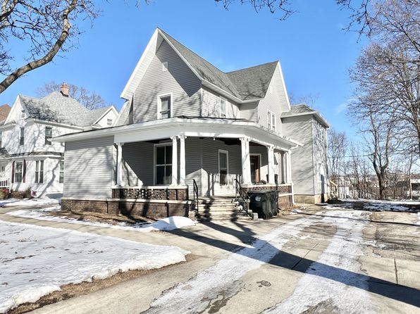 749 Parker Ave