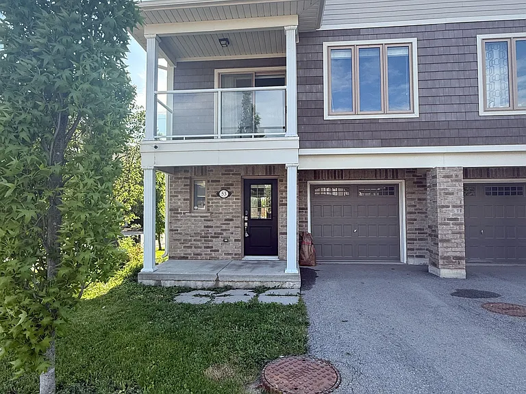 53 Oliver Ln — Photo 1