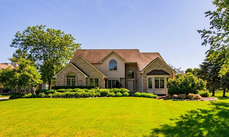 1st image of 740 Eltham Ct