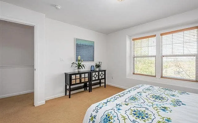 5325 Sherwood Way — Photo 8
