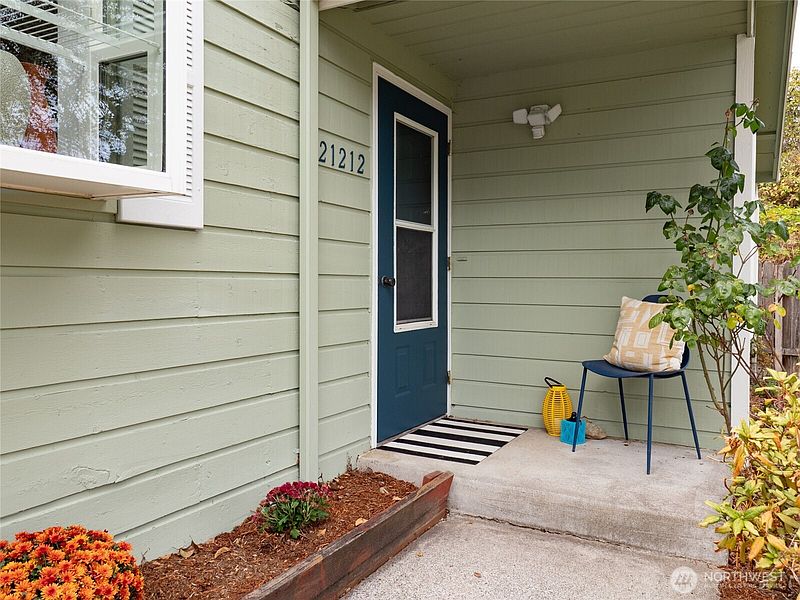 2nd image of 21212 4th Avenue W