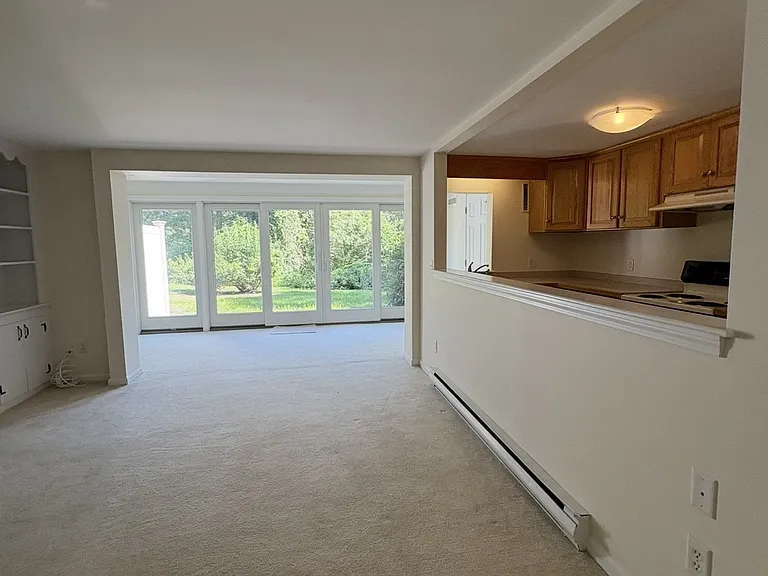 Lily Pond Apartments — Photo 20