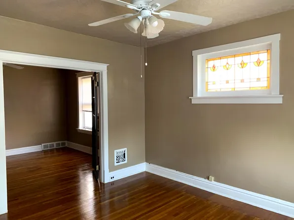 3647 Keokuk St APT 2E, Saint Louis, MO 63116