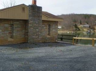 3119 Skyway Dr, Moneta, VA 24121