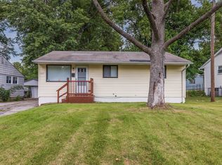 107 Roderick Dr, Saint Louis, MO 63137