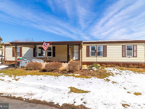 2nd image of 254 Rabbit Run