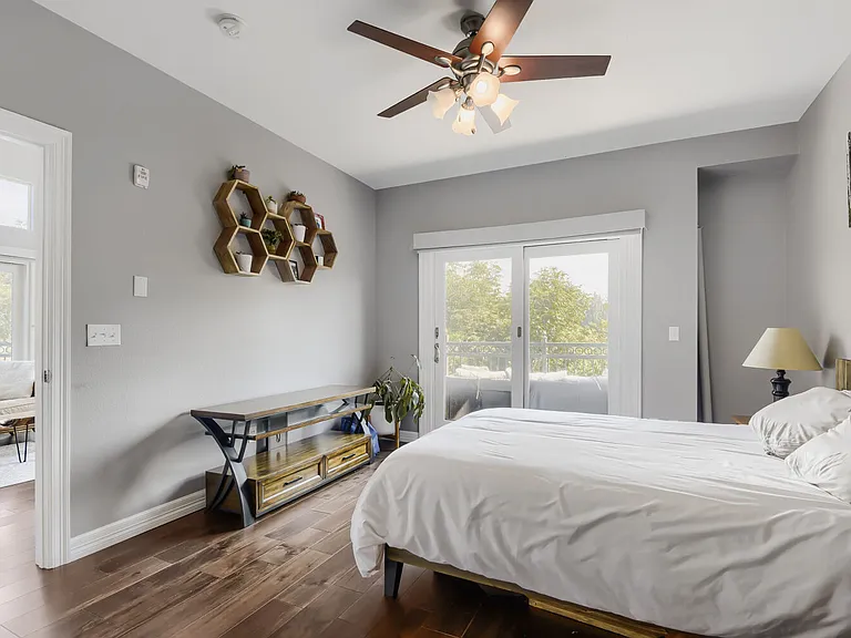 1705 N Gaylord St #301 — Photo 9