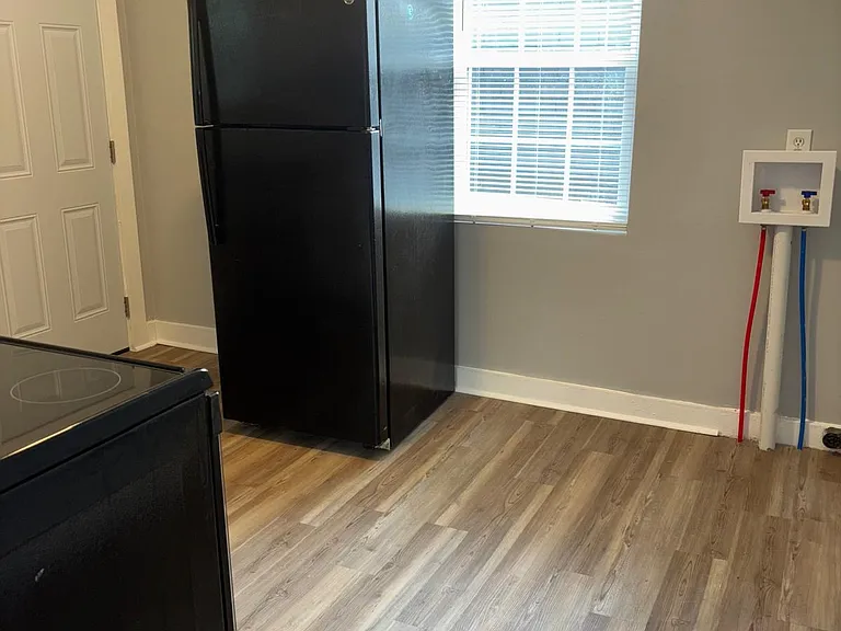 260 Ryals Ave — Photo 10