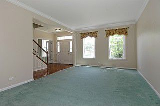 Foyer/Living Room