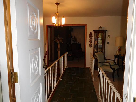2nd image of 1841 River Shores Dr