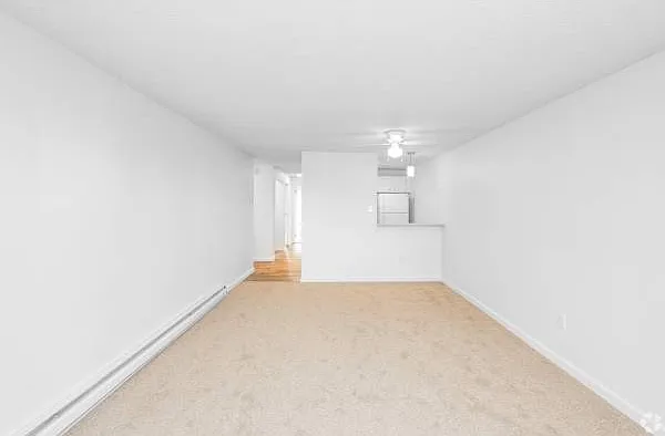 Kentbrook Apartments — Photo 4