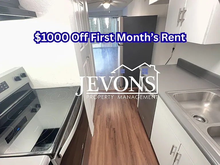 2414 N St NE #C — Photo 1