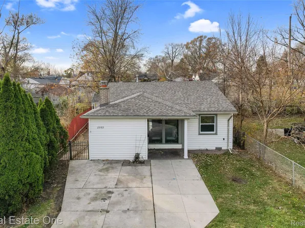 23765 Wellington Ave, Warren, MI 48089