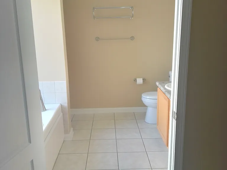 1329 Kershaw Loop #137 — Photo 8