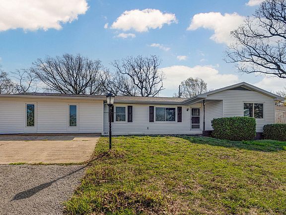 2nd image of 182 Valley View Drive