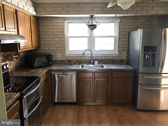 2nd image of 19336 Churubusco Ln