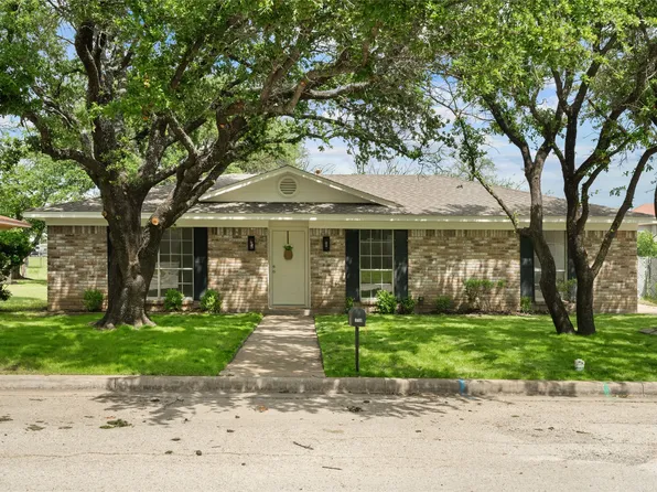 118 Mockingbird Ln, Hillsboro, TX 76645