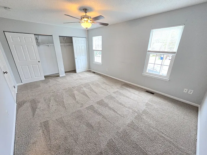 700 Wolftrap Ln — Photo 16