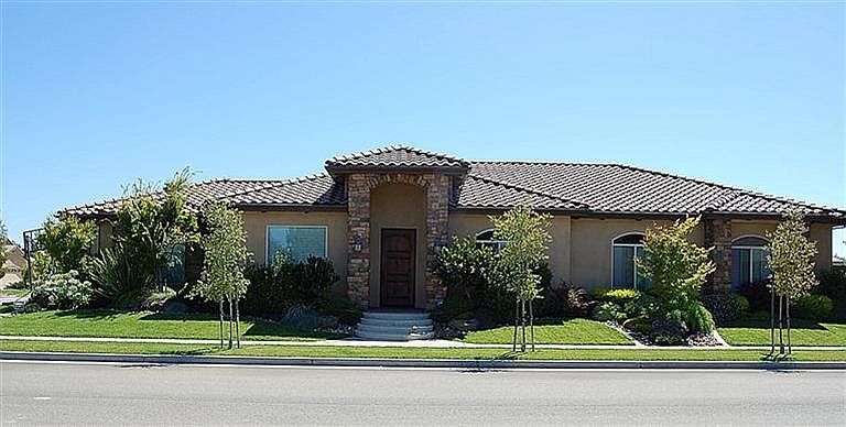 1st image of 1472 Centennial Dr