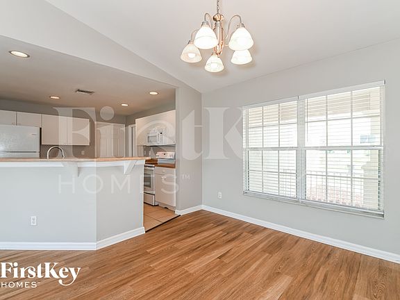 5th image of 2232 NW 9th Ter