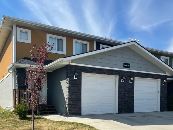 7106 41st St, Lloydminster, AB T9V 2H8