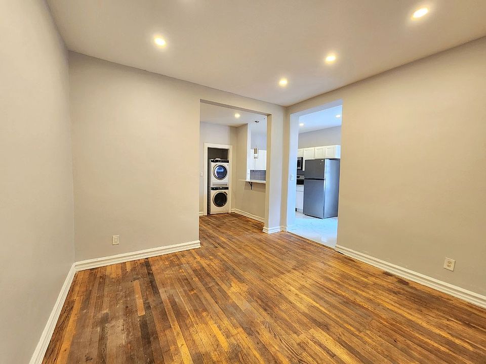 1st image of 17 Dewitt Rd #114