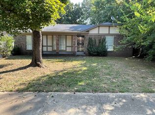 4040 Berrybrook Rd, Memphis, TN 38115