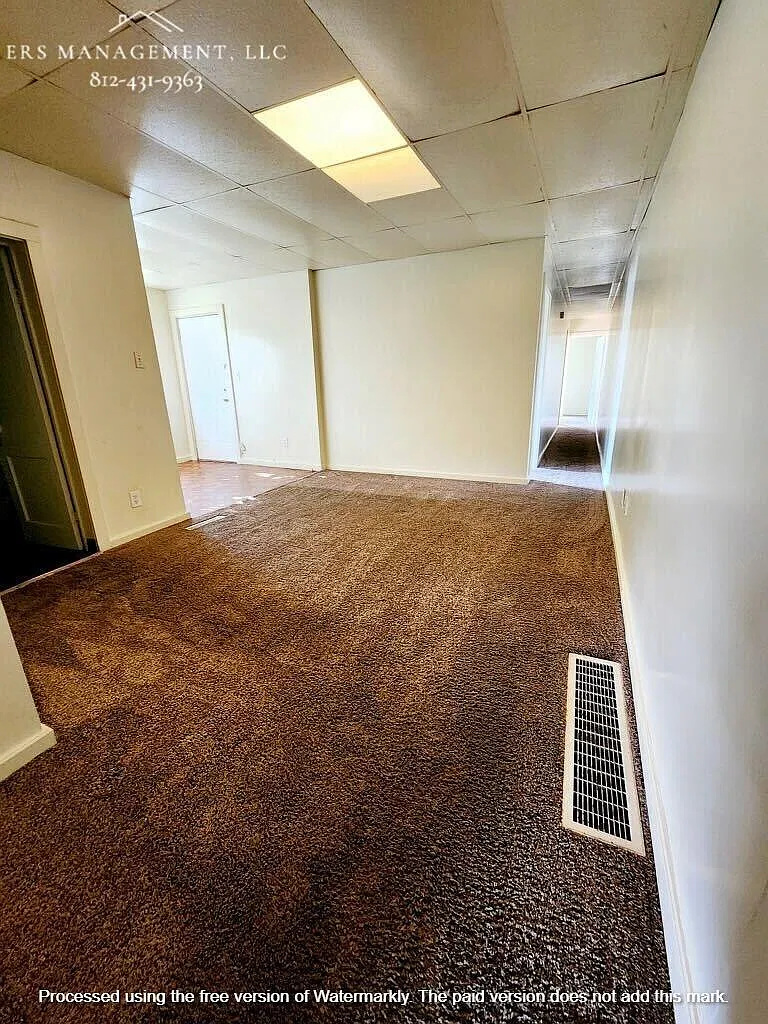 3 bed, $995 — Photo 3