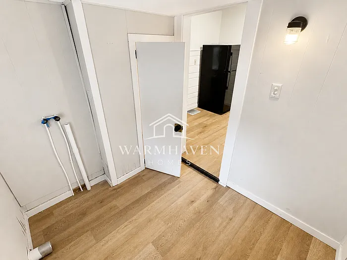 212 Gale St — Photo 12