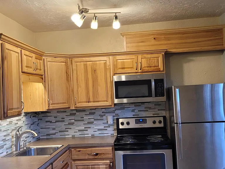 1549 Idaho Ave #1 — Photo 4