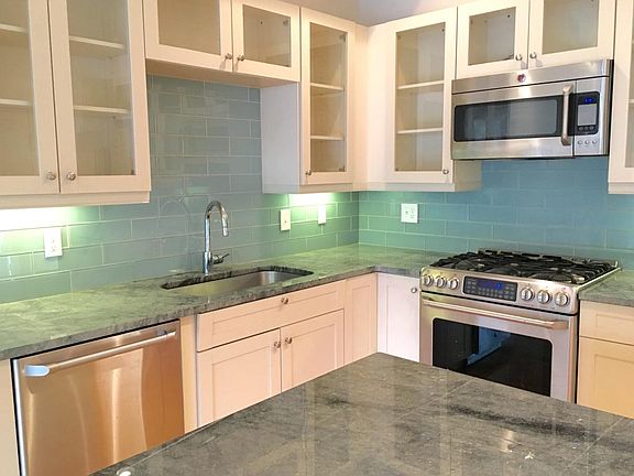 4th image of 72 Hamilton St #9AB