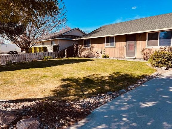2nd image of 4720 Holly Way