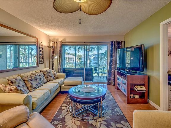2nd image of 7056 Nantucket Cir #6