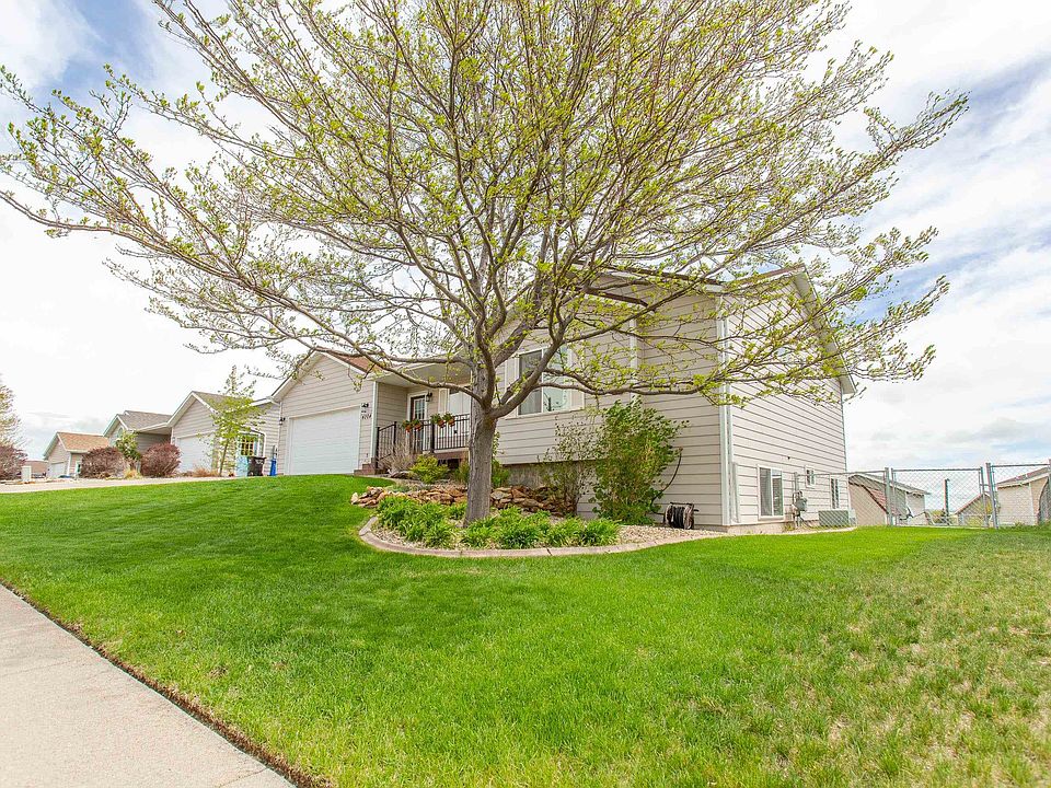 4204 Derby Ln, Rapid City, SD 57701 Zillow