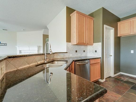 5th image of 8316 Fountain Springs Dr