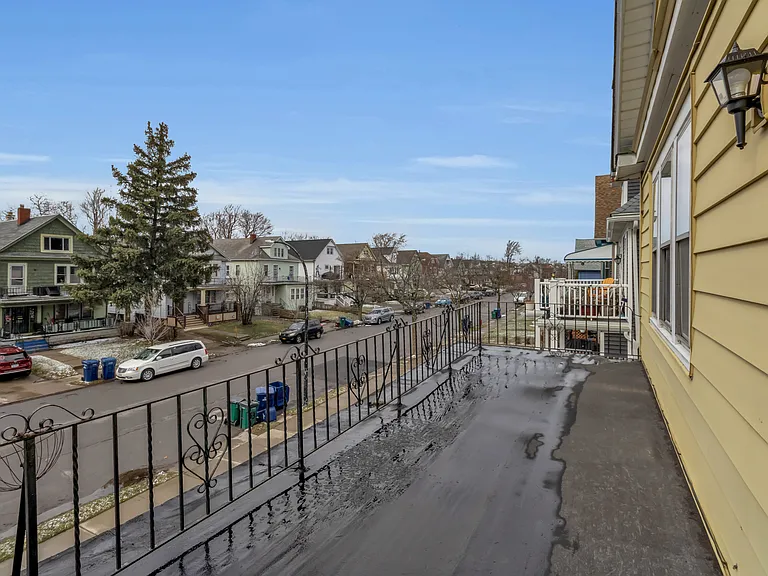 49 Virgil Ave — Photo 11