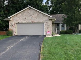 432 Falcon Dr, Wayland, MI 49348