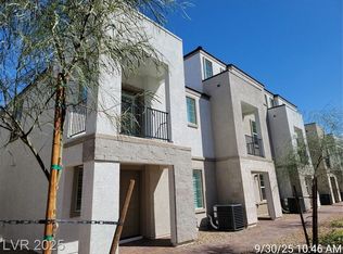 8671 Luxuriant Ave, Las Vegas, NV 89148