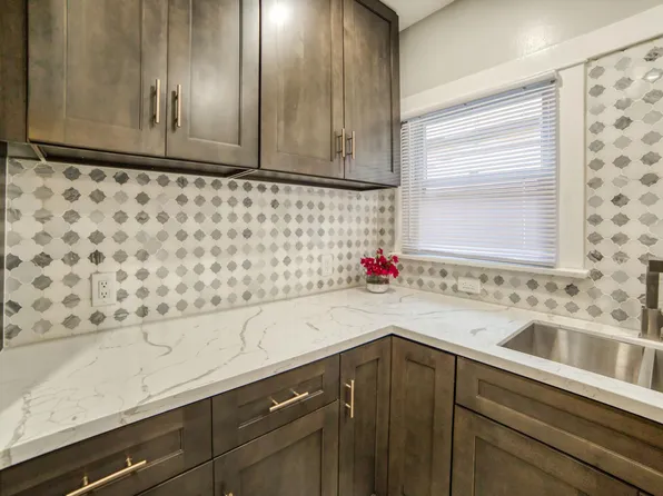 1426 E Florida St, Long Beach, CA 90802