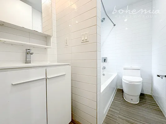 Rented by Bohemia Realty Group | media 8