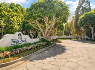 19372 Sunray Ln #206, Huntington Beach, CA 92648