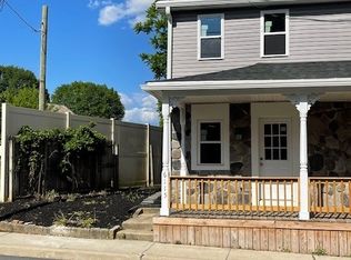 6111 Lemon St, East Petersburg, PA 17520