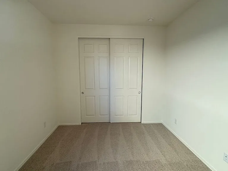 13383 W Eagle Feather Rd — Photo 28