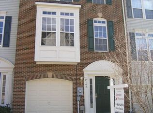 9149 Silvershadow Ct, Lorton, VA 22079