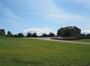 22903 W 48th Ter, Shawnee, KS 66226